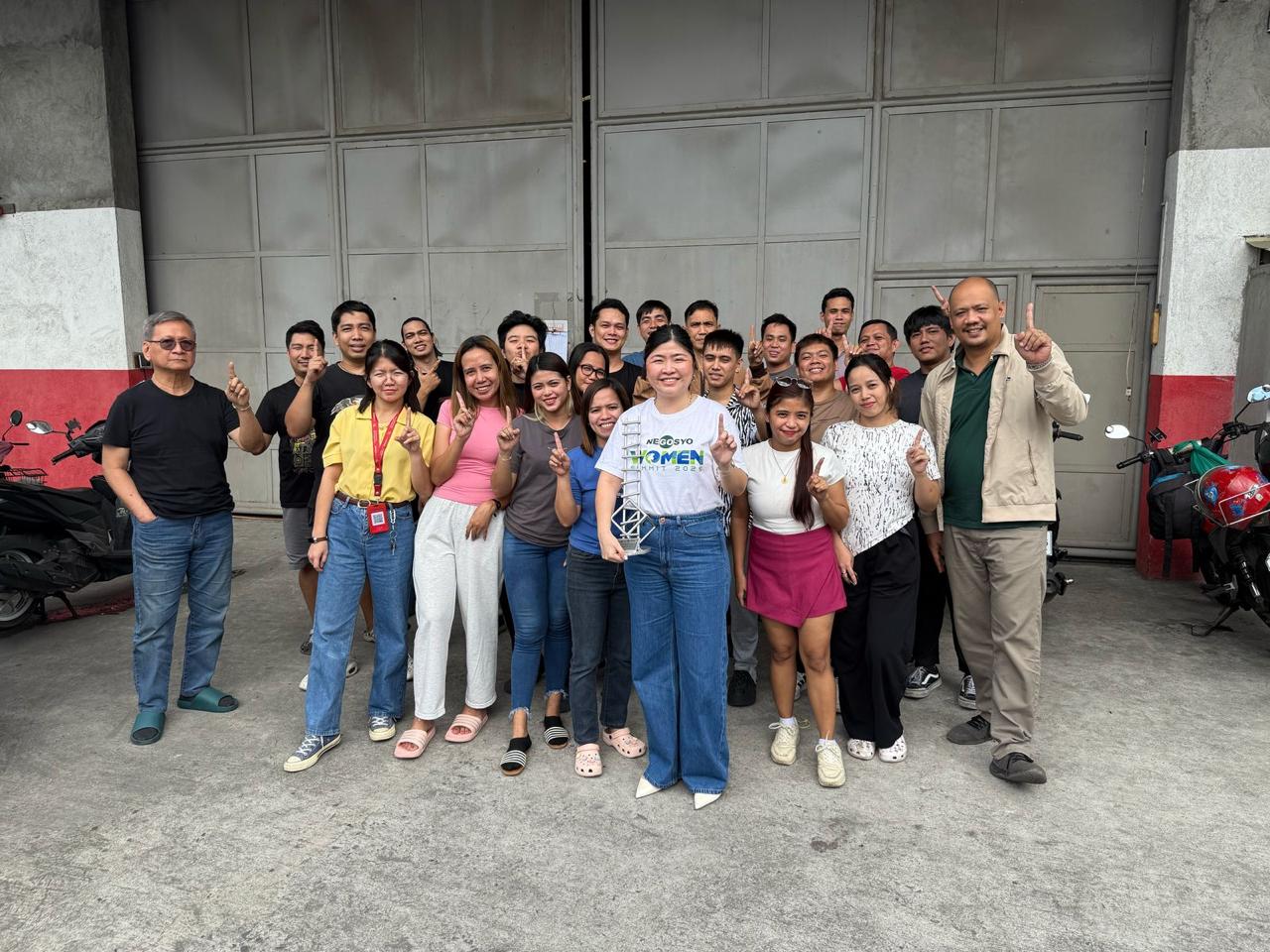 Kimstore Highlights: Becoming an Inspiring Filipina Awardee!