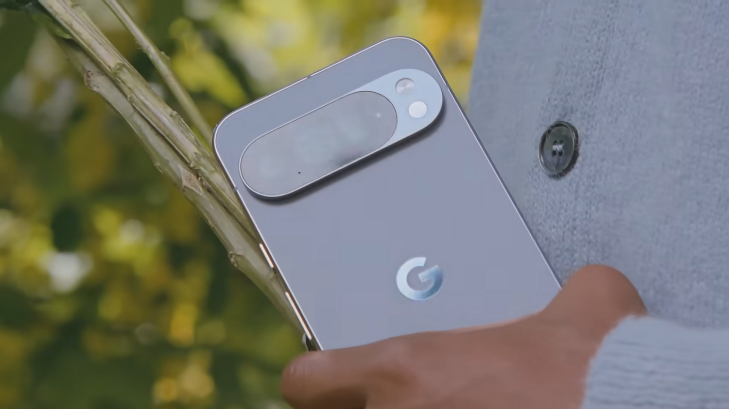 3 Main Reasons to Pick the Google Pixel 10 Pro!