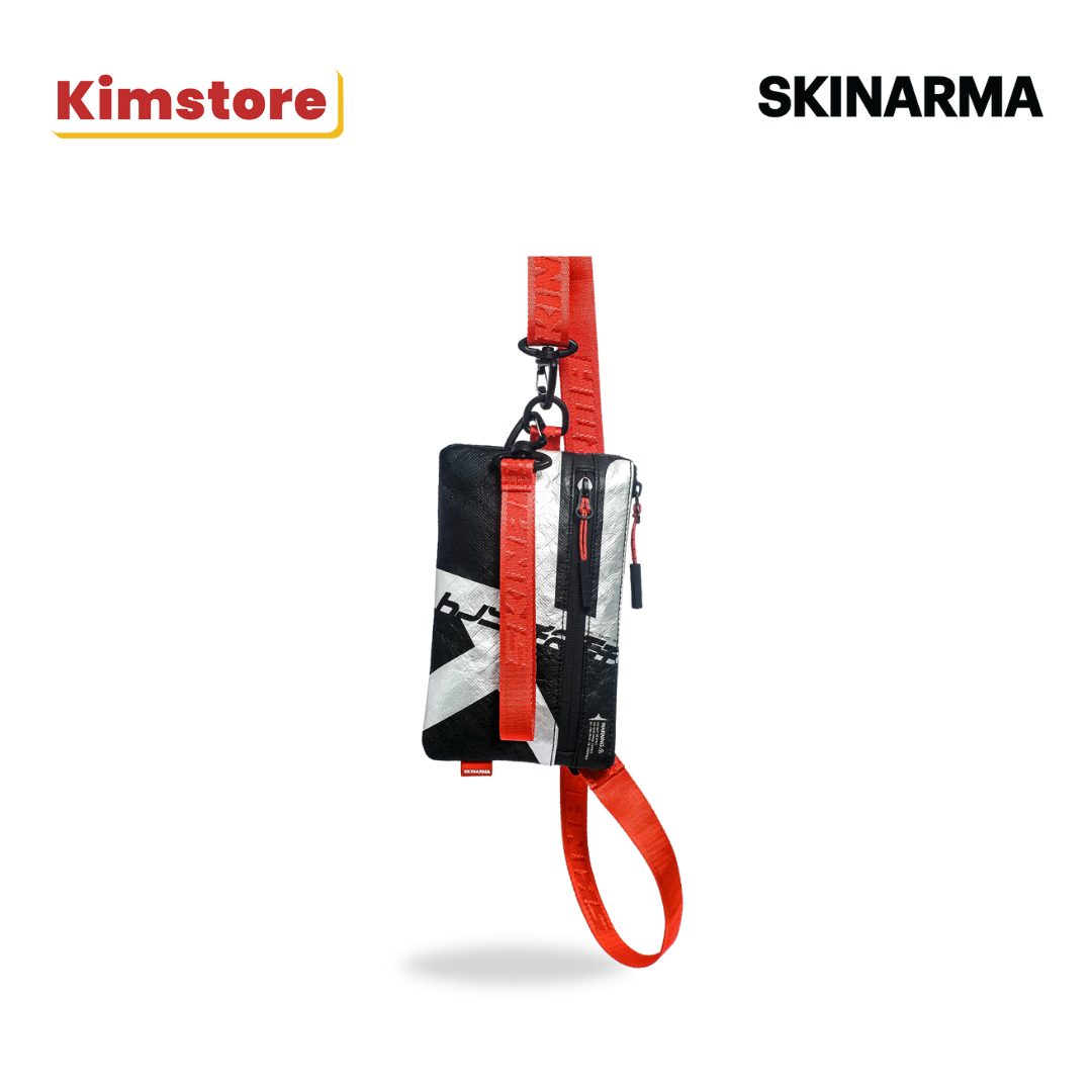 skinarma clutch comet black