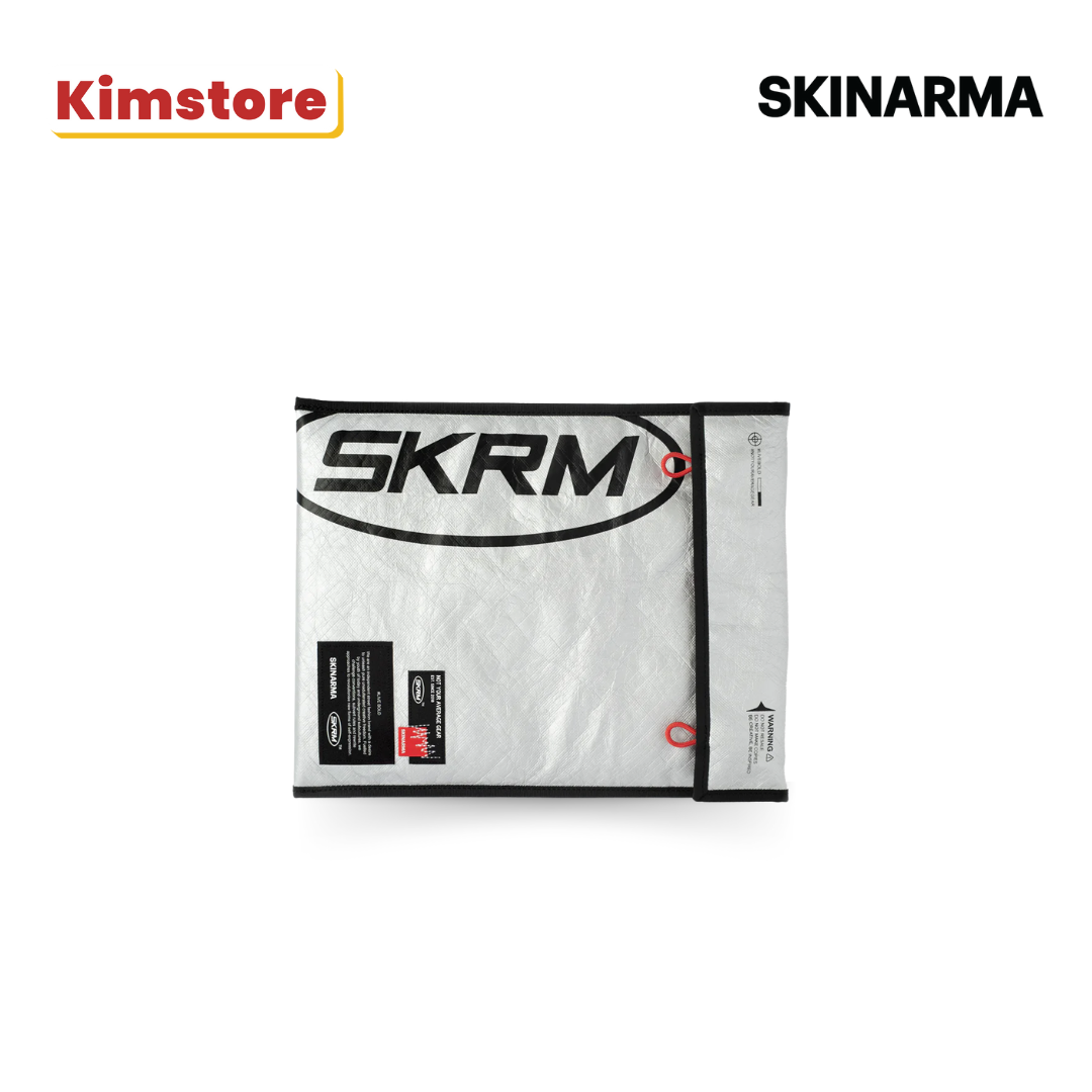 skinarma laptop sleeve comet black
